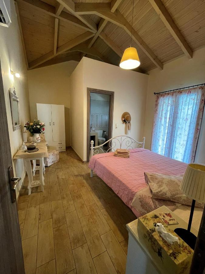 Villa Cottage Kantrillies Fokata Exteriér fotografie